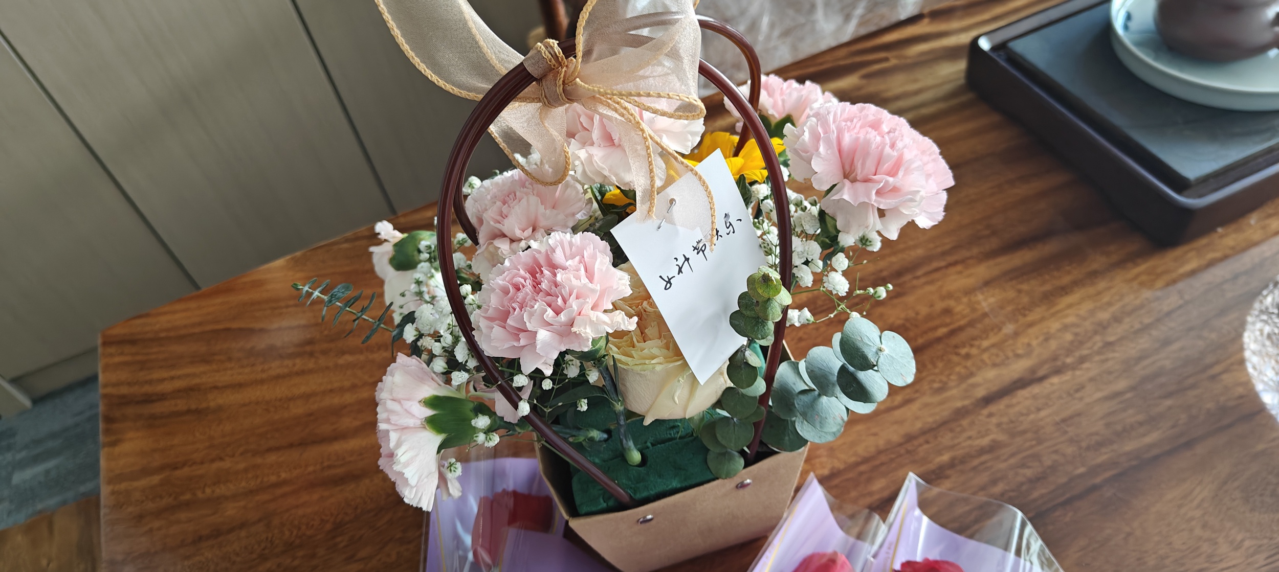 3.8女神節(jié)快樂丨不懼時(shí)光，自成光芒